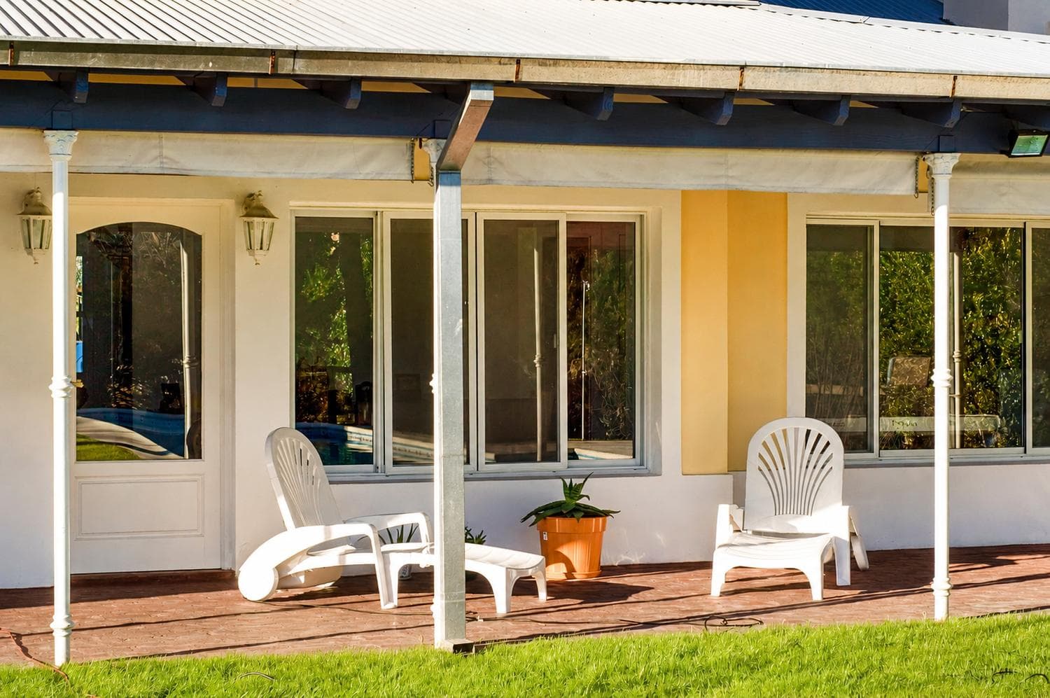 Short-Term Rentals at Club de Campo Pueyrredón