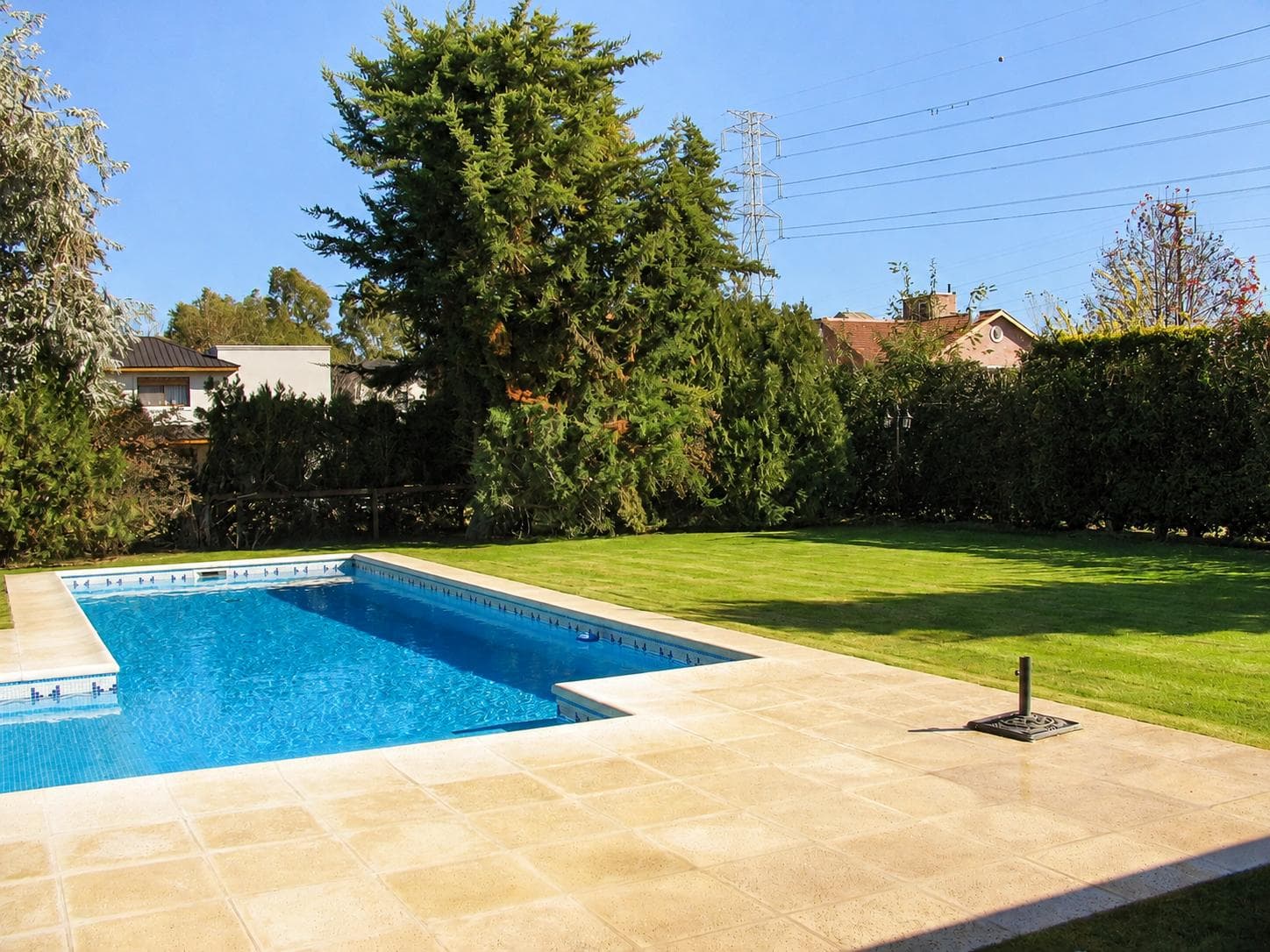 Short-Term Rentals at Club de Campo Pueyrredón