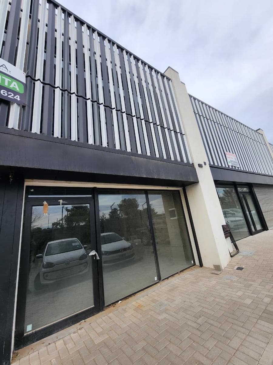 Commercial Space for Sale in Miradores de Manantiales