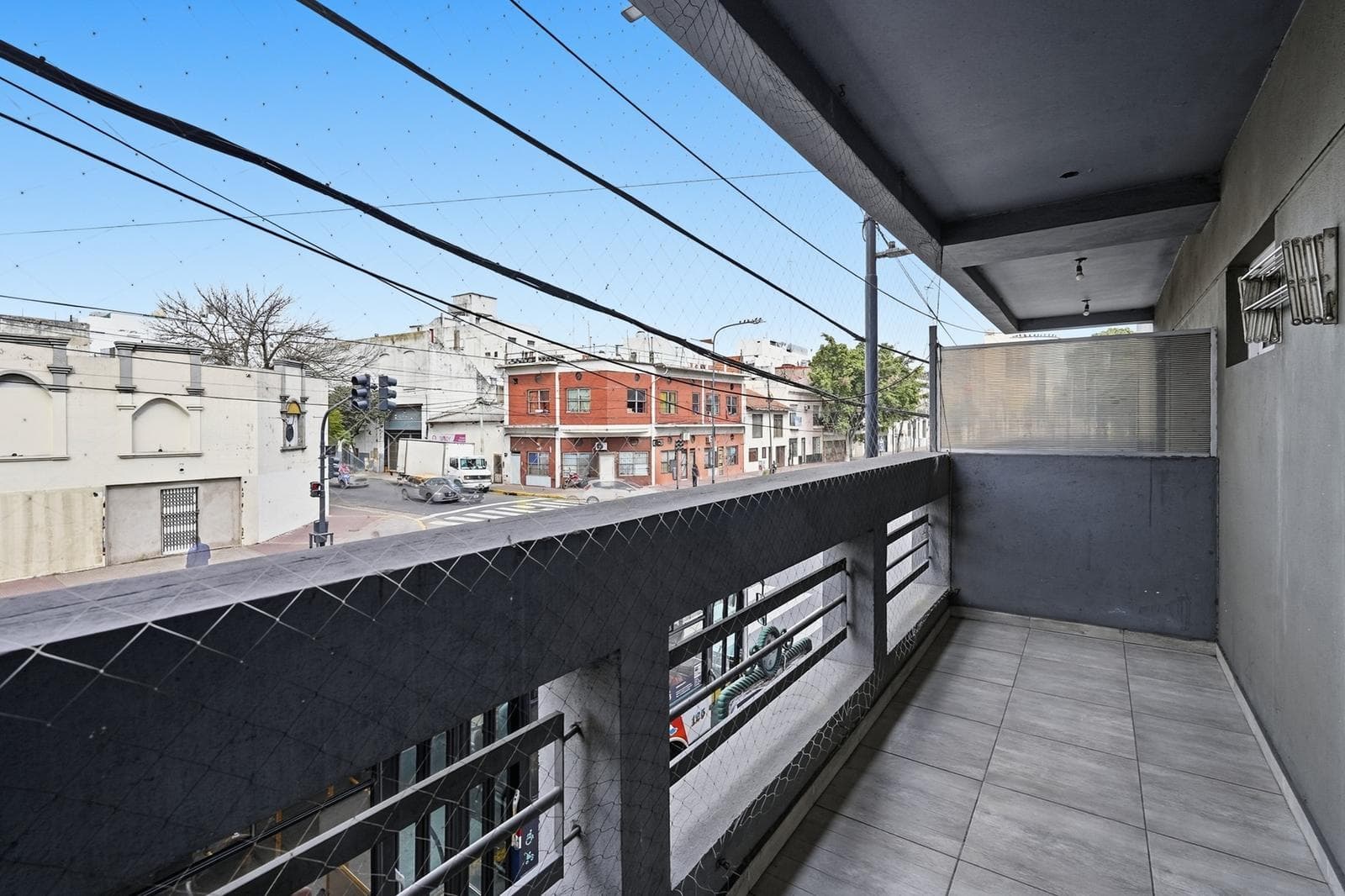 Brand-new studio apartment with a front-facing balcony for sale in Constitución