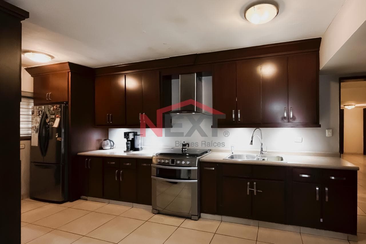 House for sale in Villa Satelite