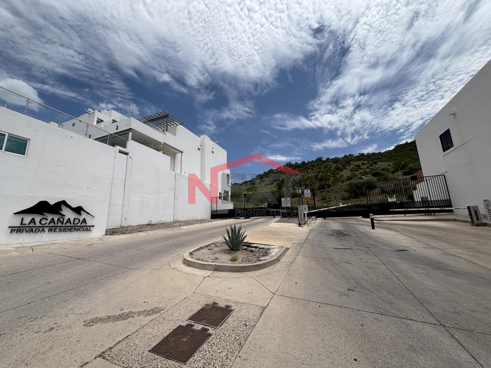LAND FOR SALE IN THE LA CAÑADA RESIDENTIAL COMMUNITY