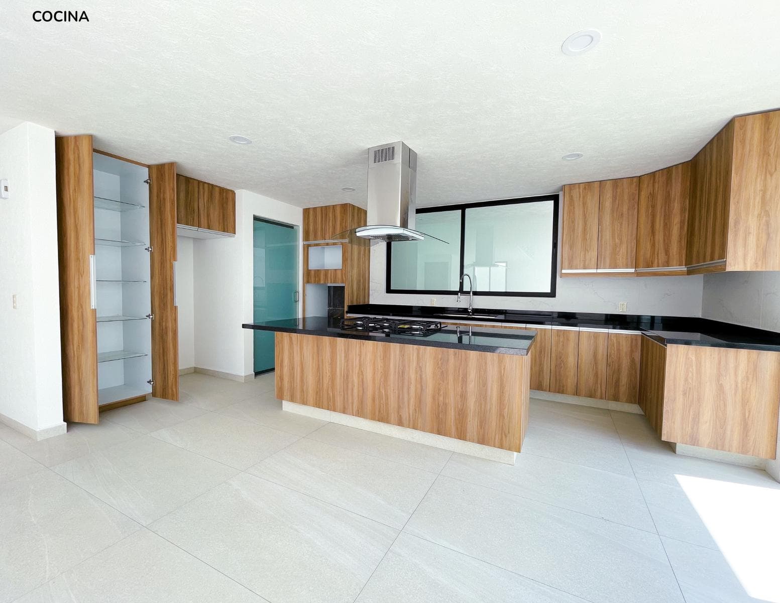 Amalfi Residential Complex, House 1