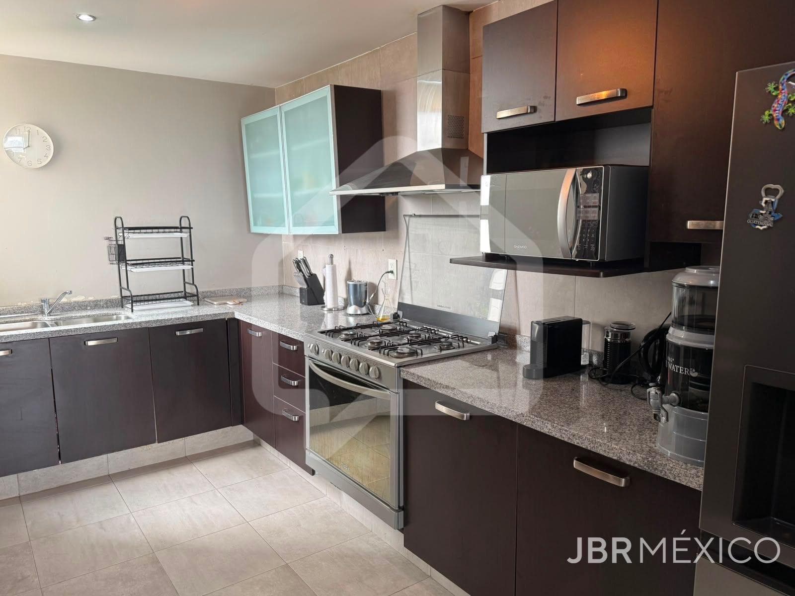 Apartment for Rent on Sendero Santa Fe