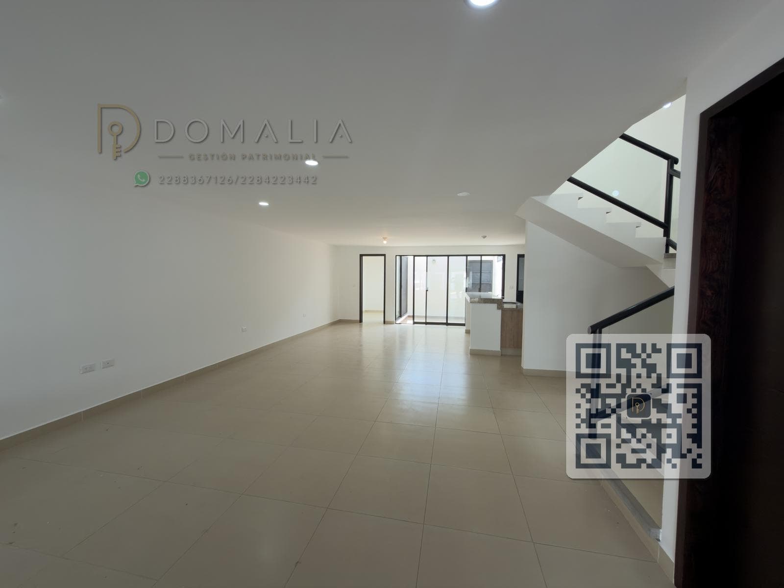 House for sale · 3 bedrooms · Two street-facing sides · 90 m² rooftop terrace · Monte Magno, Xalapa