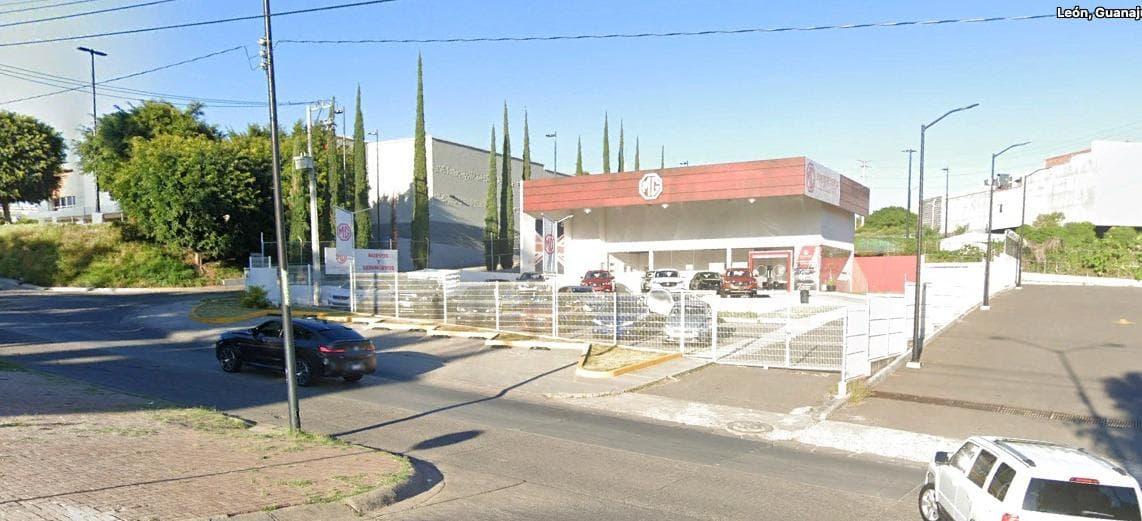 Commercial Space with an area of 1,500 m2 on López Sanabria