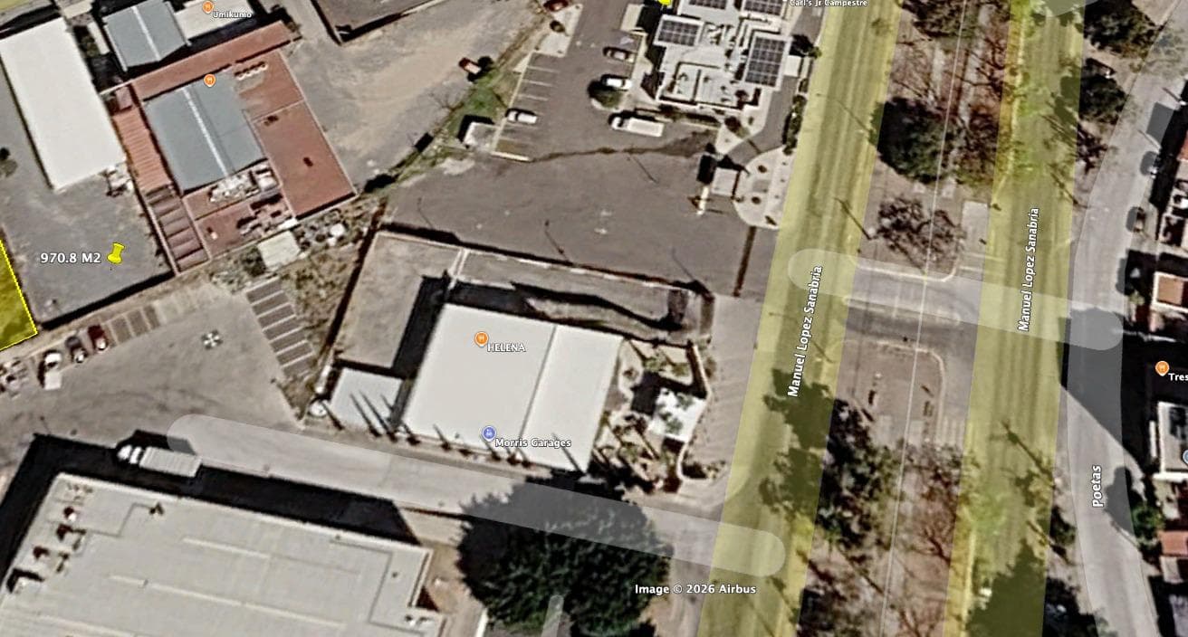 Commercial Space with an area of 1,500 m2 on López Sanabria