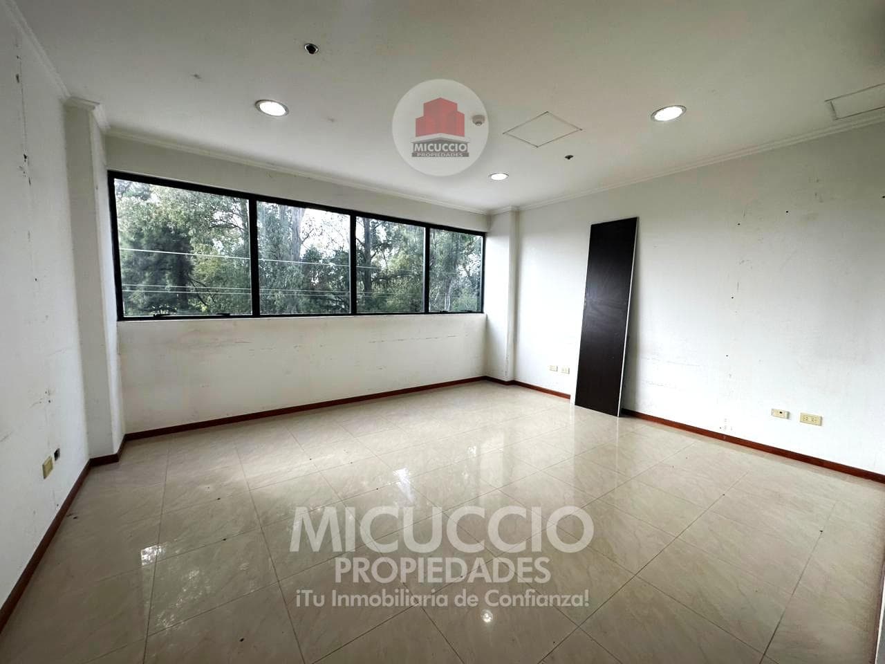 Office for Rent | 2nd Floor, No. 221 | Maschwitz Mall
