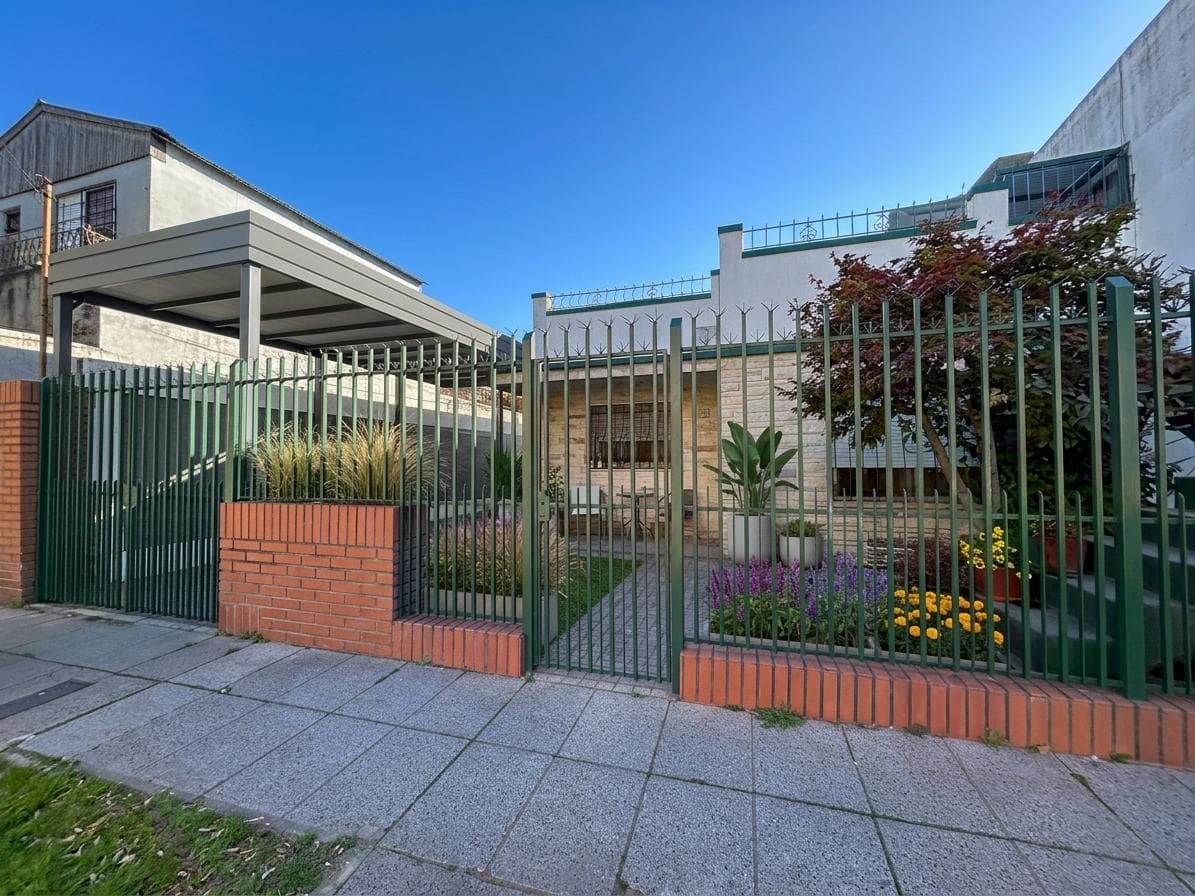 House in Villa Ballester