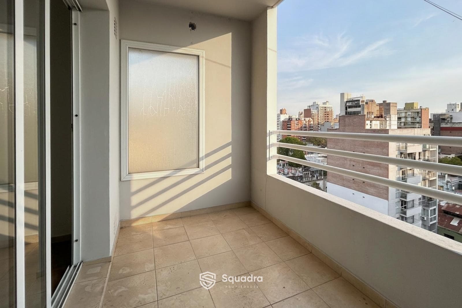 FOR SALE | TRADE-IN - Studio apartment with balcony - Martin, Rosario - QUALIFIES FOR A LOAN.