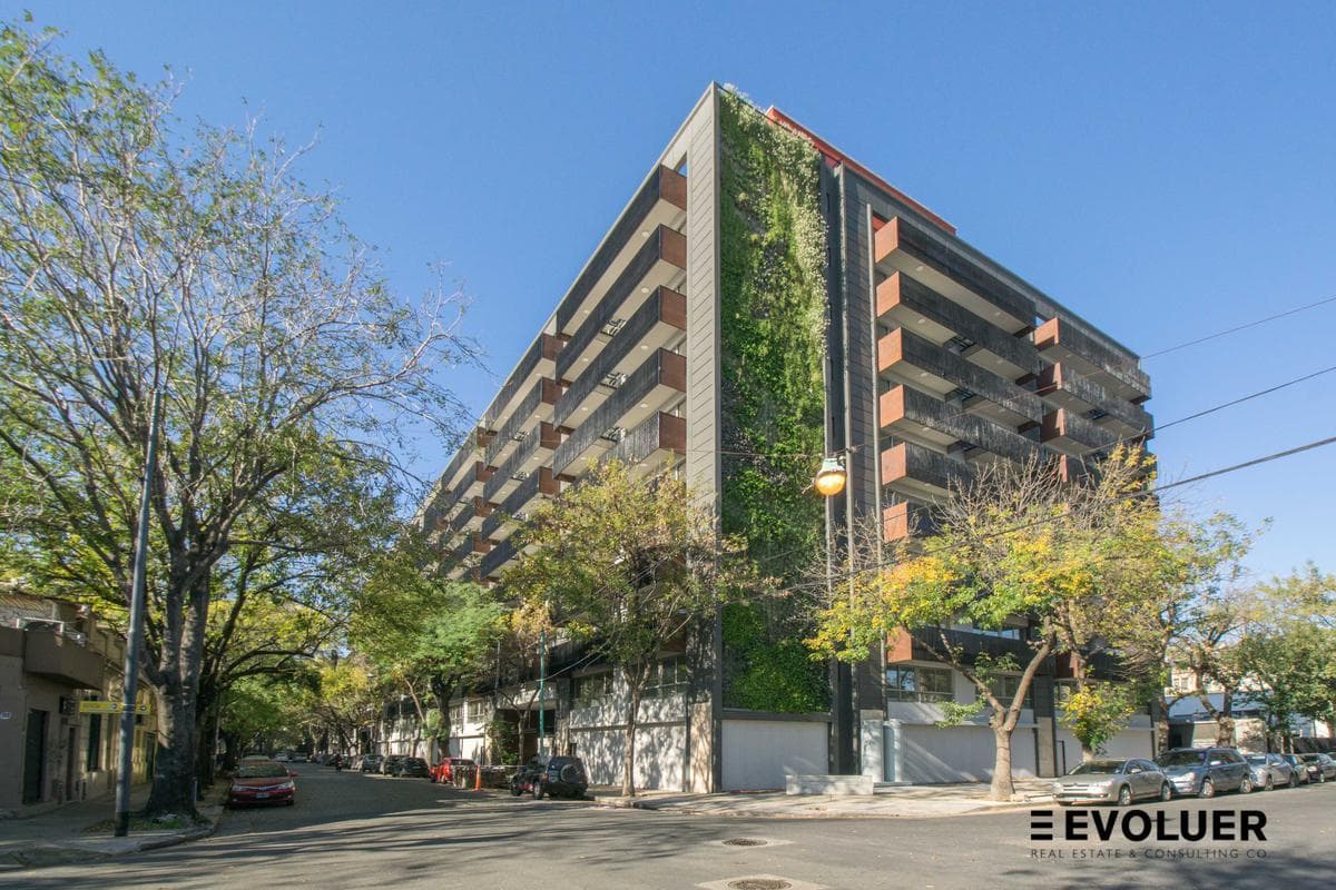 Car Dealership for Sale in the Dorrego Neighborhood