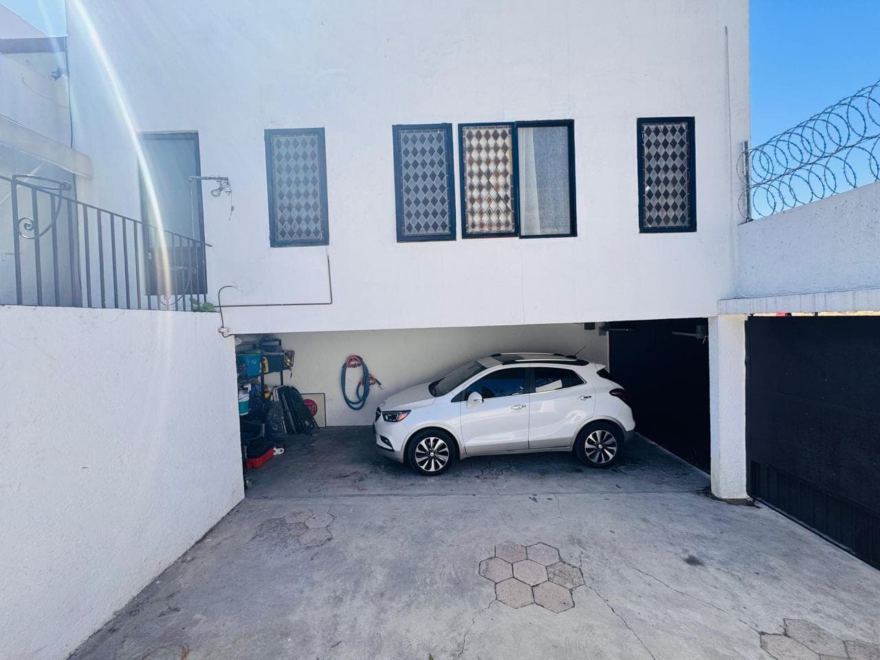 HOUSE FOR SALE IN VISTA HERMOSA, CUERNAVACA—A PRIME LOCATION IDEAL FOR A CLINIC OR MEDICAL OFFICES