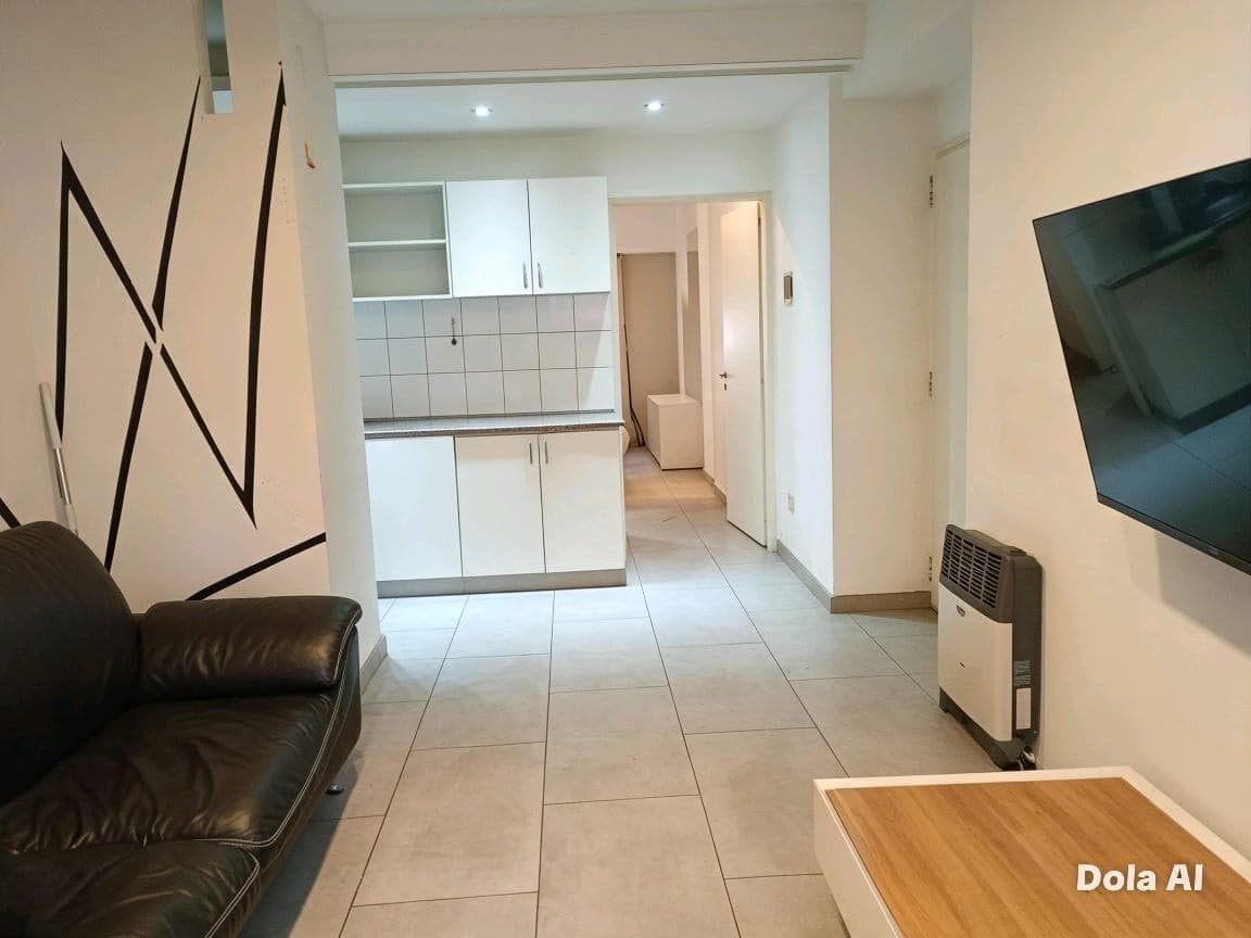 Apartment for Sale in Florida: 2-bedroom, with outdoor parking spaces—in impeccable condition