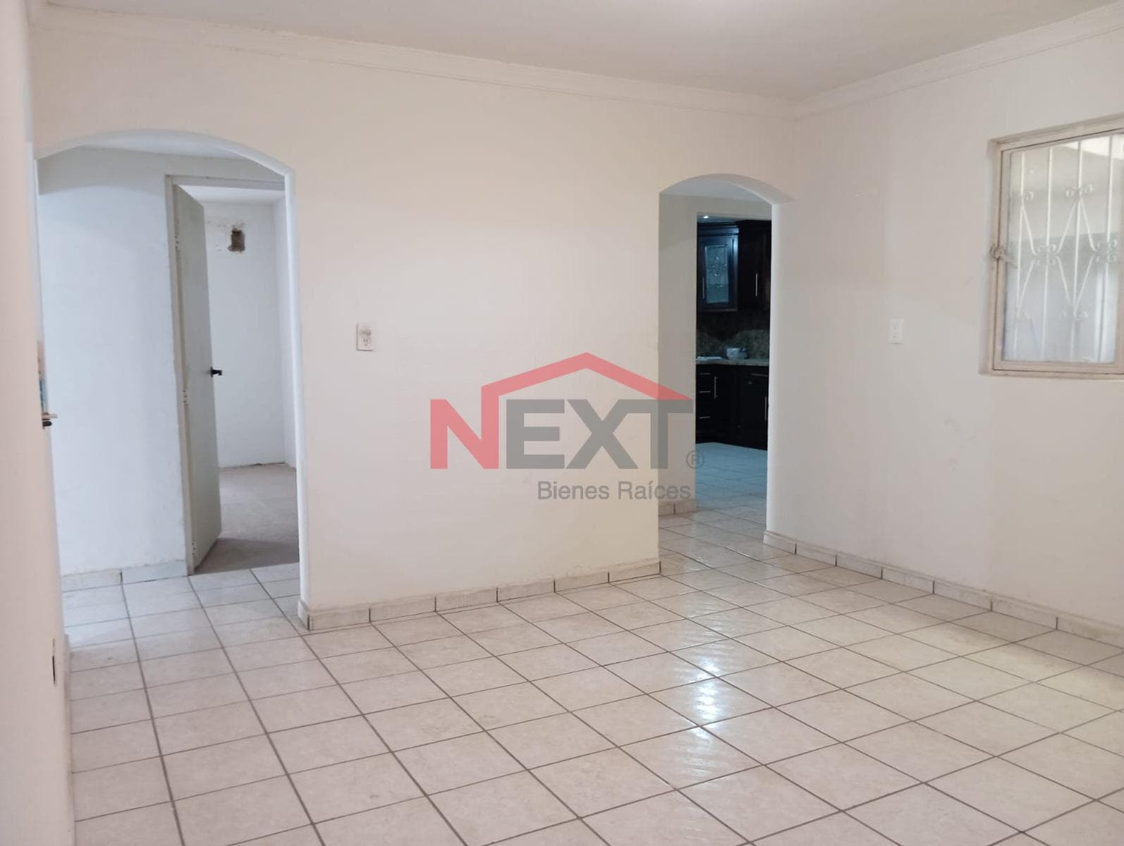 HOUSE FOR RENT FOR OFFICE USE IN COL. LEY 57