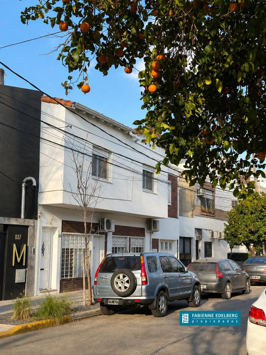 Apartment for Sale in San Isidro, La Calabria: 2 bedrooms with a patio and barbecue.