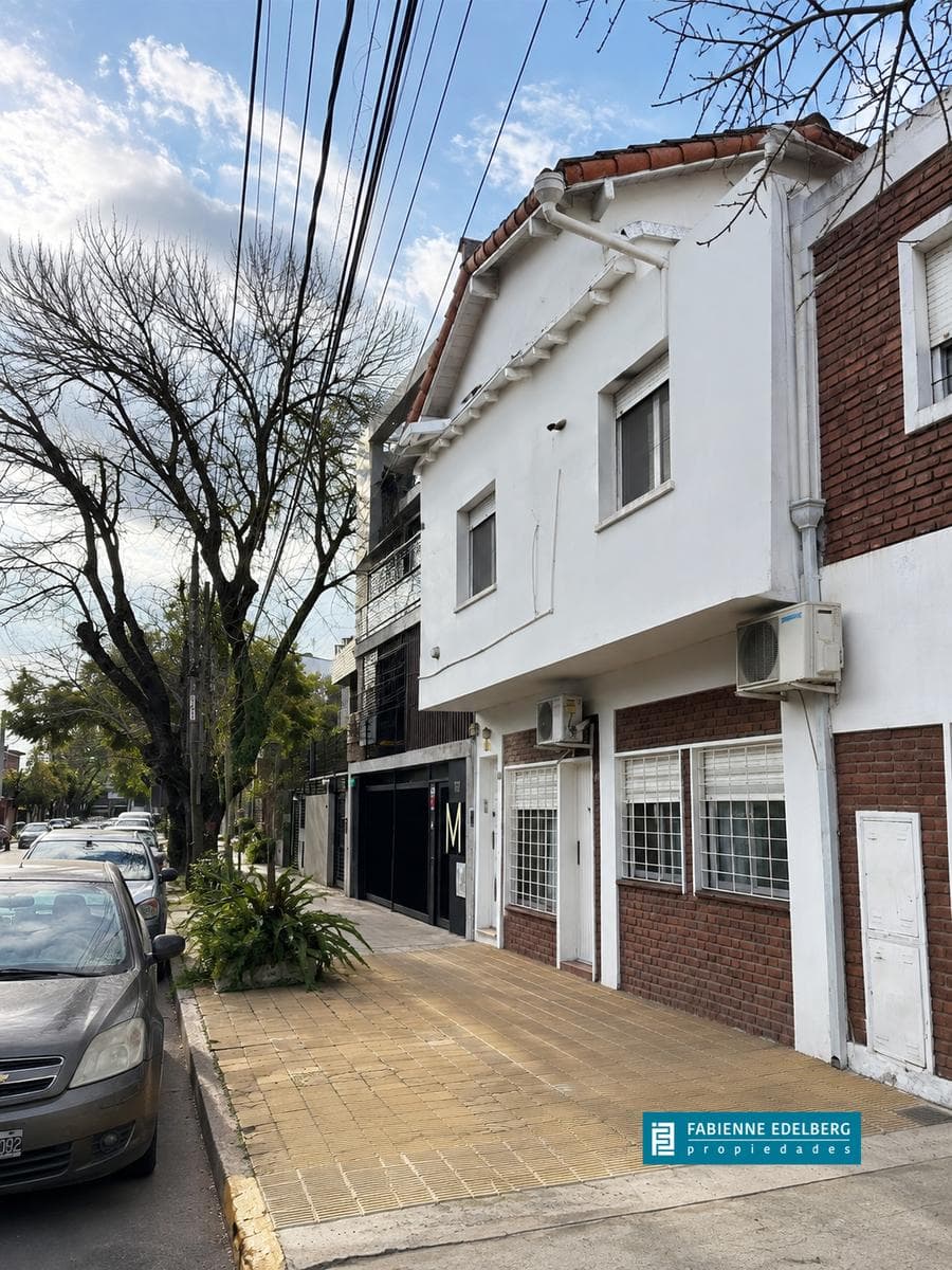 Apartment for Sale in San Isidro, La Calabria: 2 bedrooms with a patio and barbecue.
