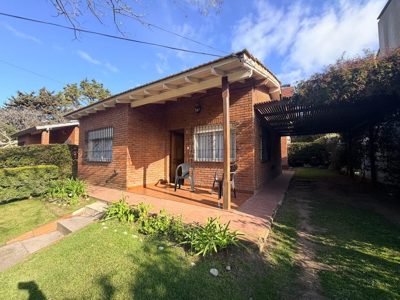 House for short-term rent! Just a few meters from the ocean!