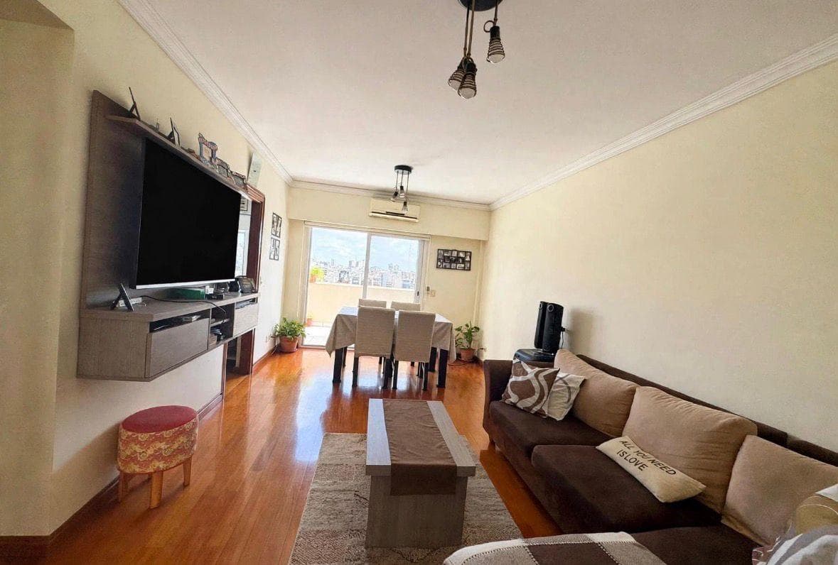 Exclusivo Piso en Caballito frente al barrio inglés