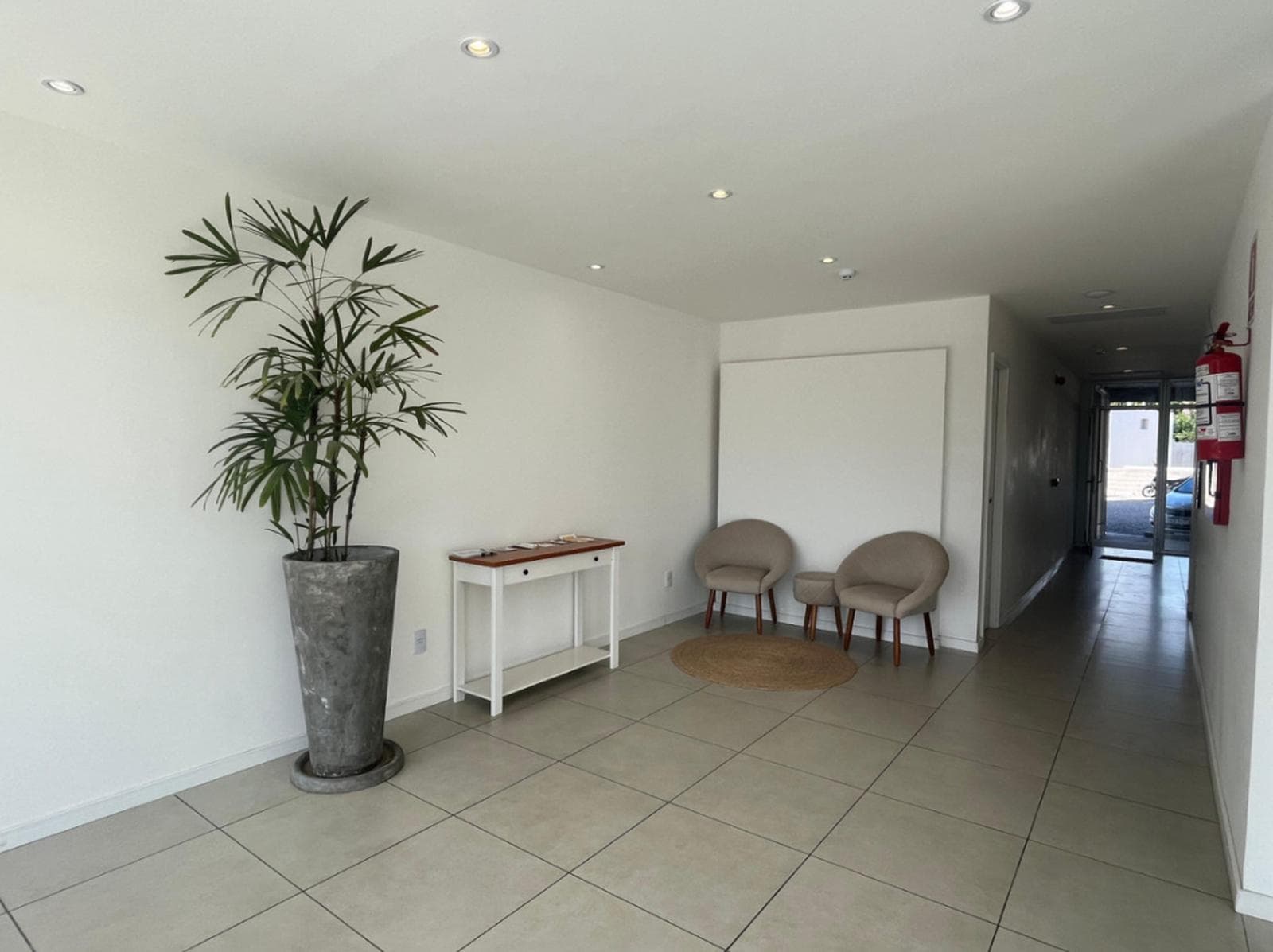 For Sale: 1-Bedroom Apartment on a High Floor with a Terrace in La Loma, Maldonado