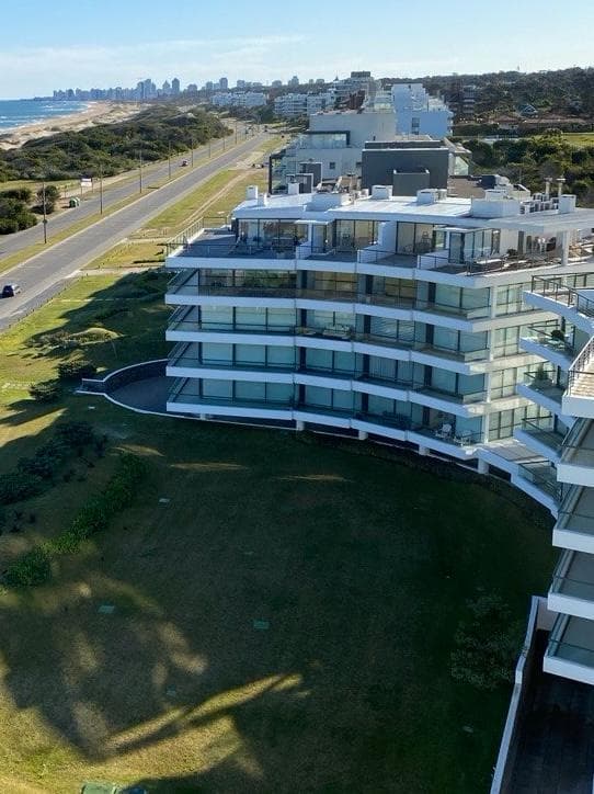 PH Apartment for Short-Term Rent in Blue Bird