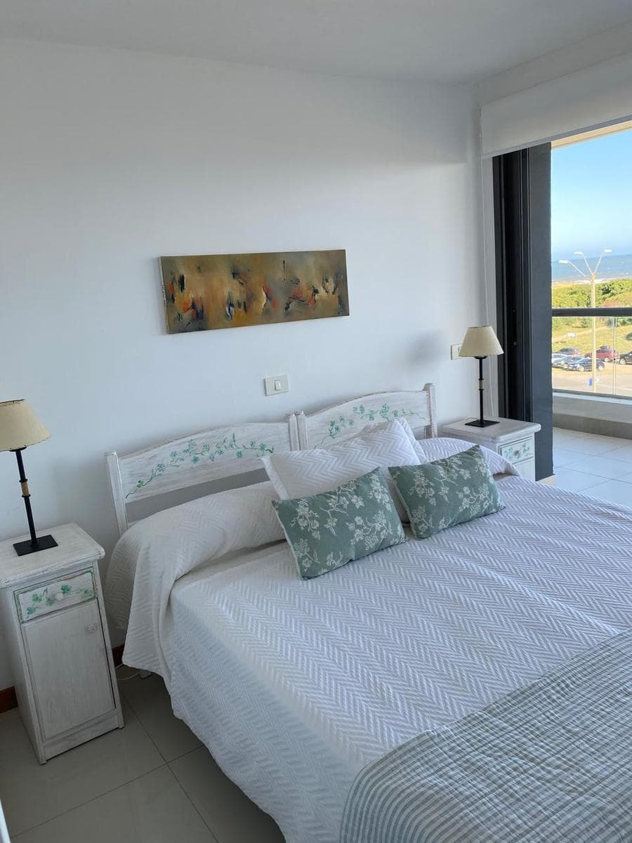 PH Apartment for Short-Term Rent in Blue Bird