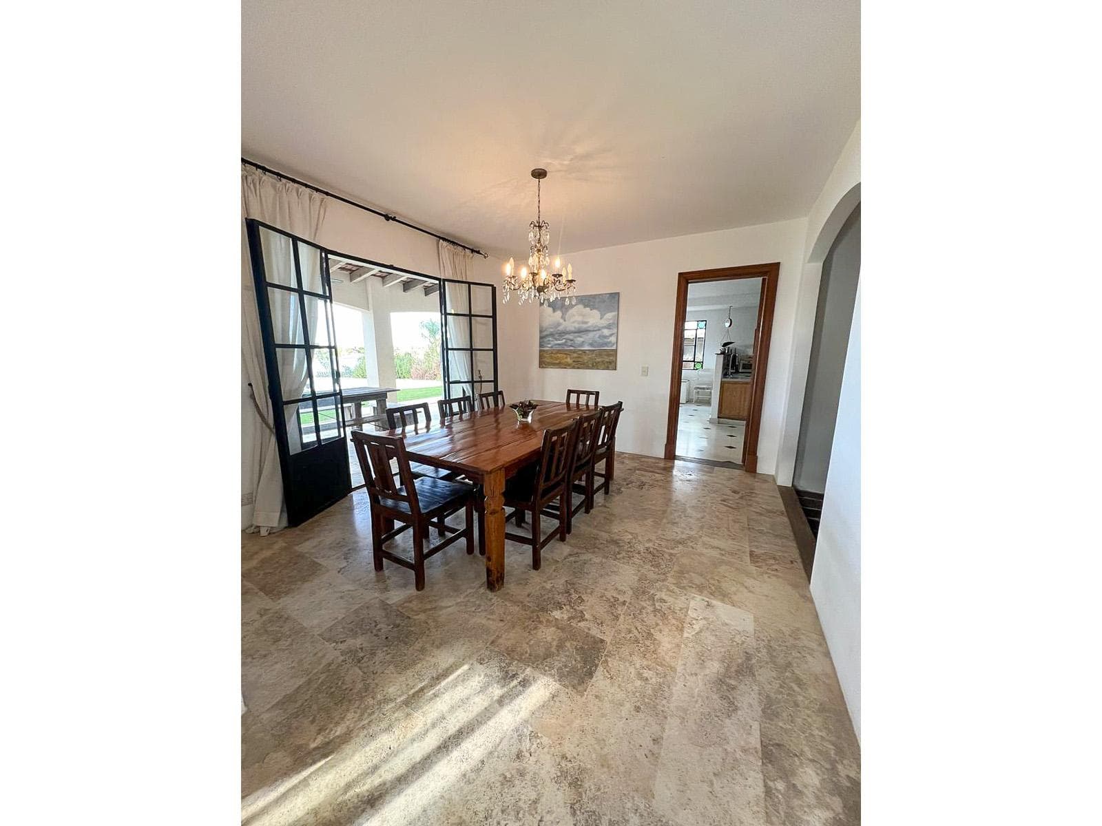 5-Bedroom House for Sale (with Rental Income) in La Laguna, San Marco Neighborhood, Villanueva, Tigre