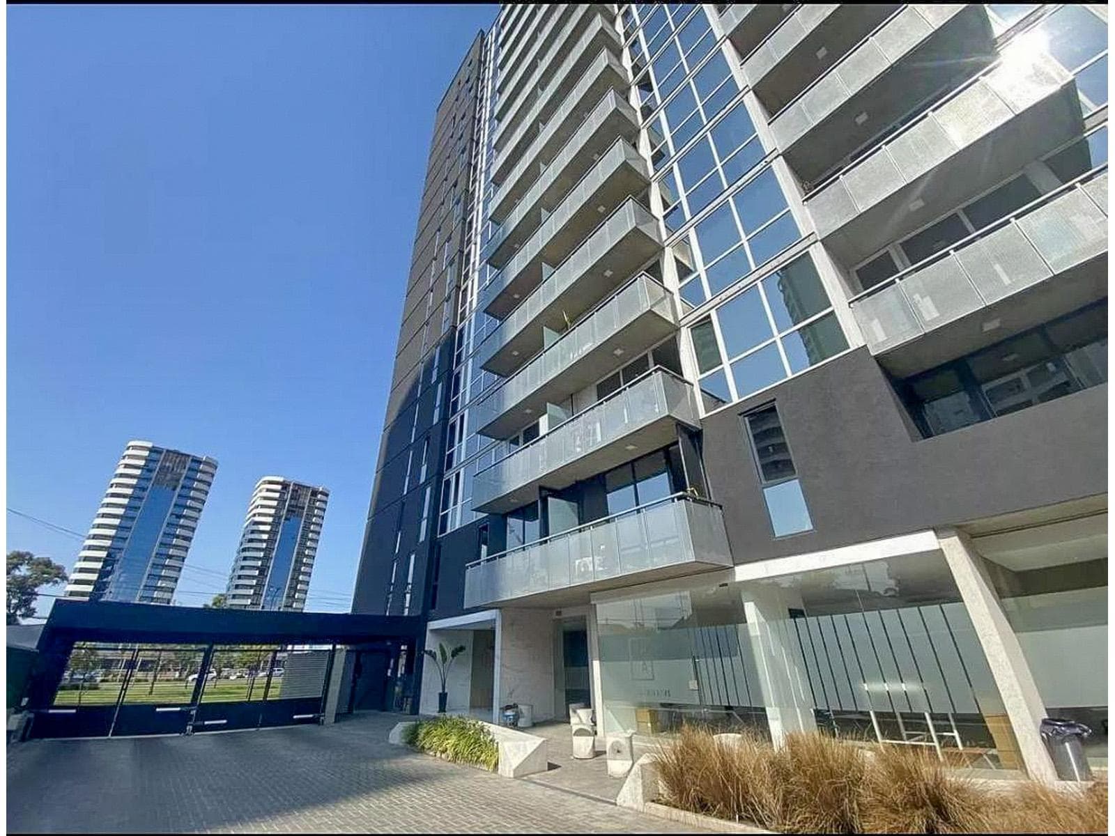 4-Bedroom Apartment for Sale with Balcony, Financing Available, in Riverside Tigre