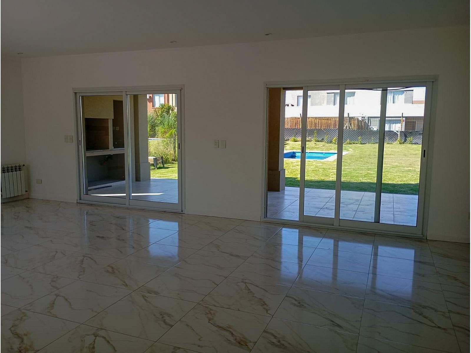 House for Sale (with Rental Income), 5 Rooms, San Gabriel Neighborhood, Villanueva, Tigre
