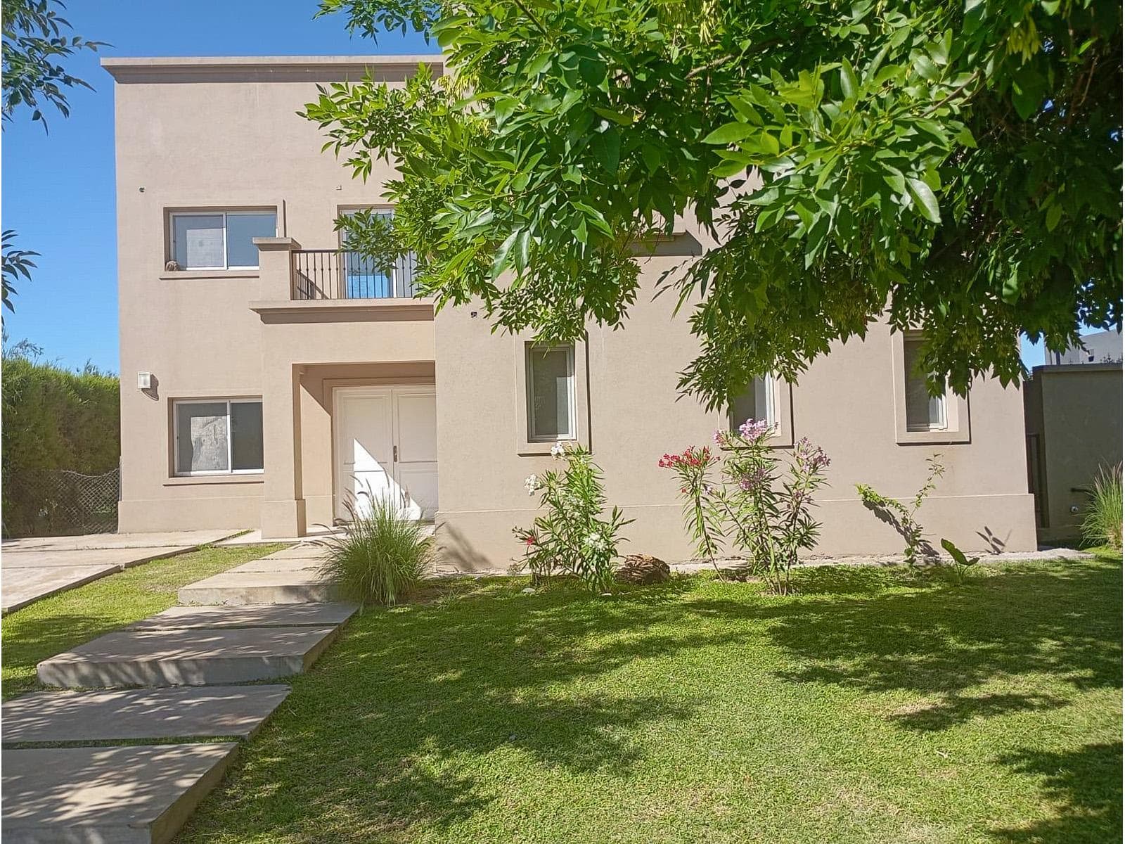House for Sale (with Rental Income), 5 Rooms, San Gabriel Neighborhood, Villanueva, Tigre
