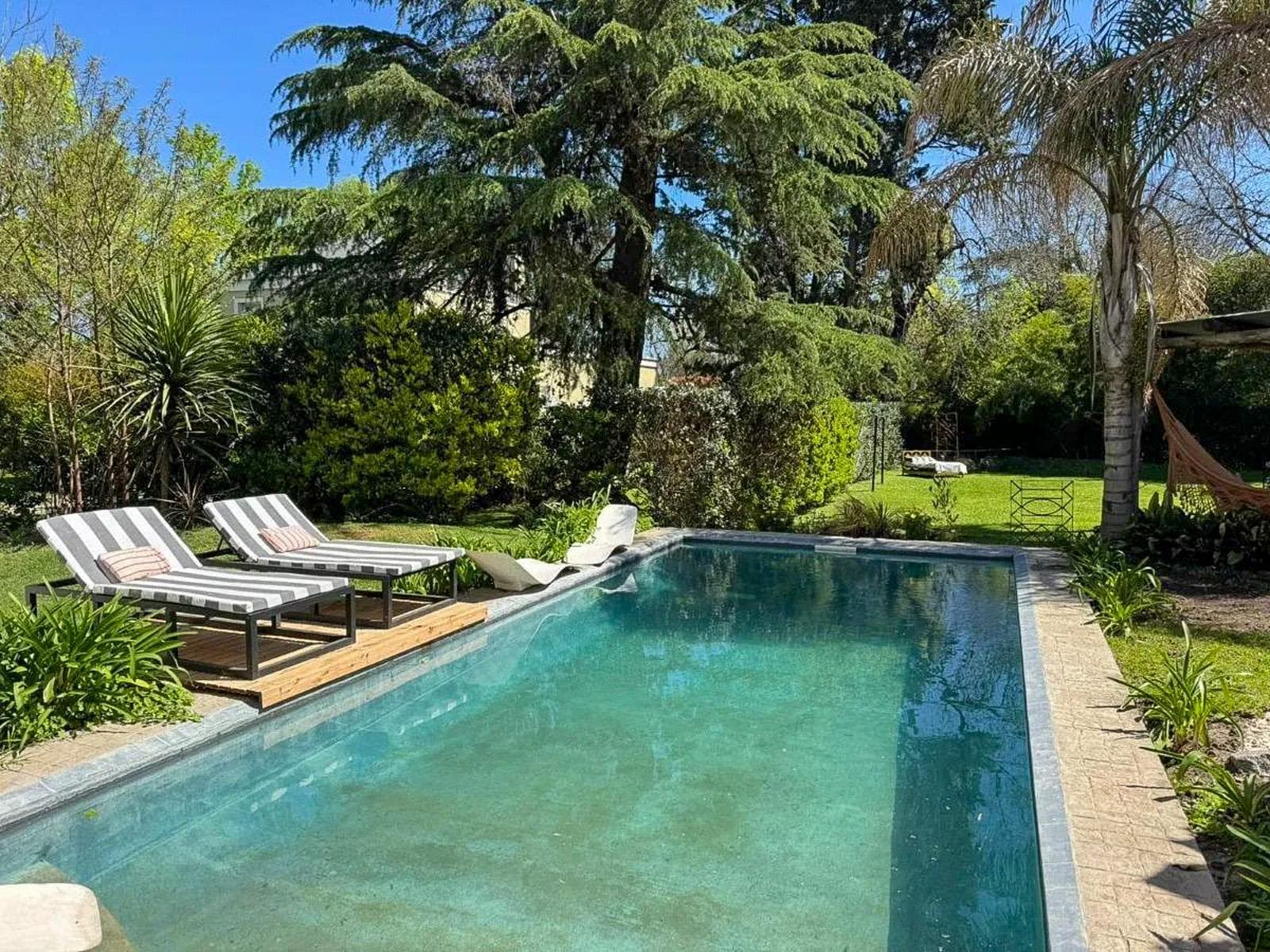 House for Sale: 6 Rooms, Golf Club Argentino Neighborhood, Pilar