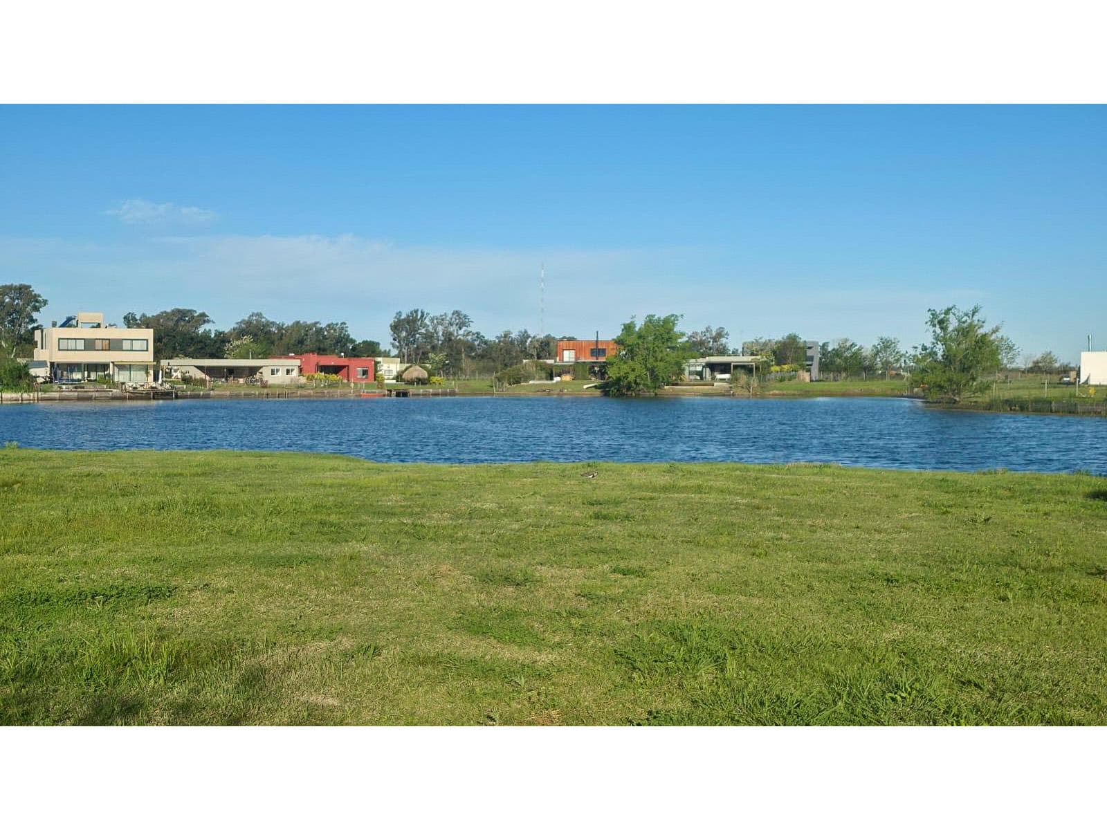 700-square-meter Lot for Sale in La Laguna, Santa Isabel 2 Neighborhood, Ing. Maschwitz Escobar