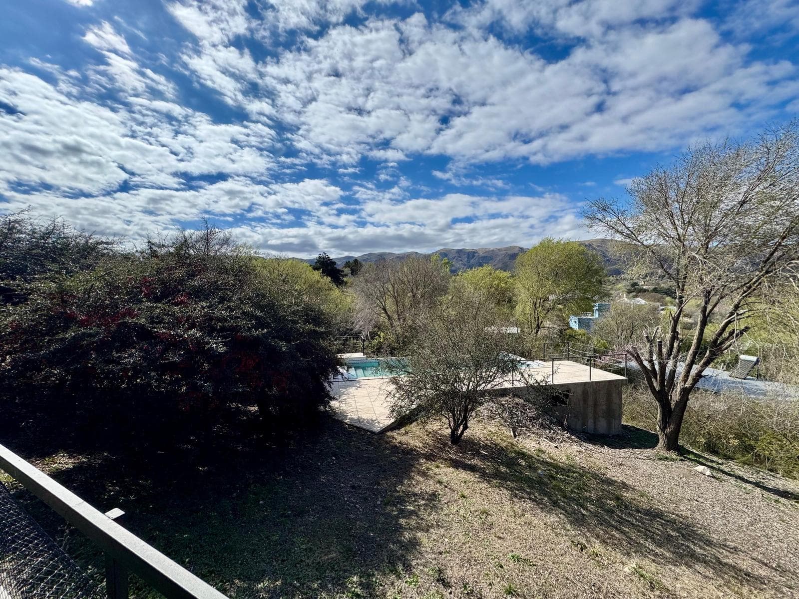HOUSE FOR SALE: VILLA WITH GARDEN, 2 BEDROOMS, SWIMMING POOL
