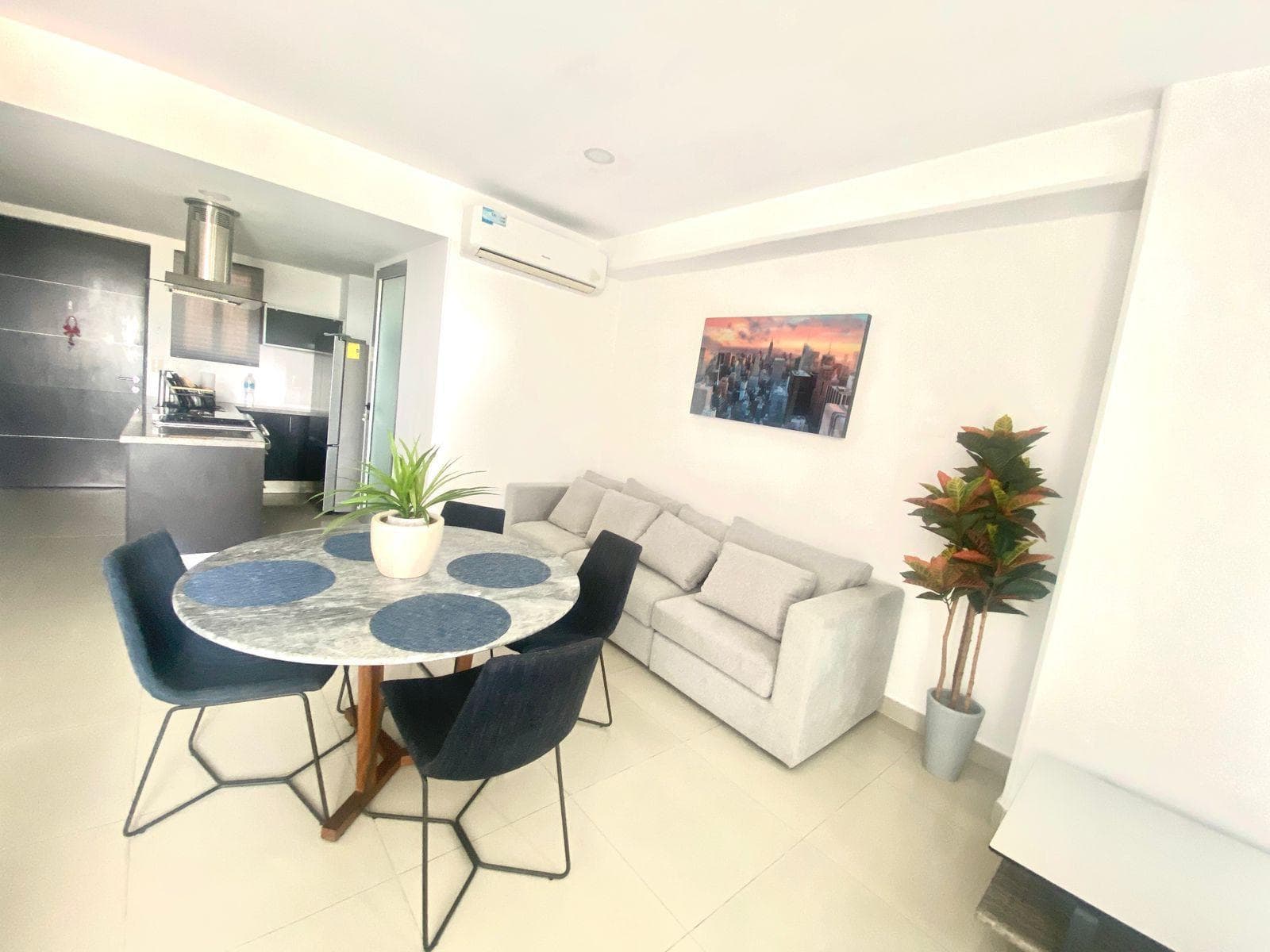 APARTMENT ON MALECON AMERICAS