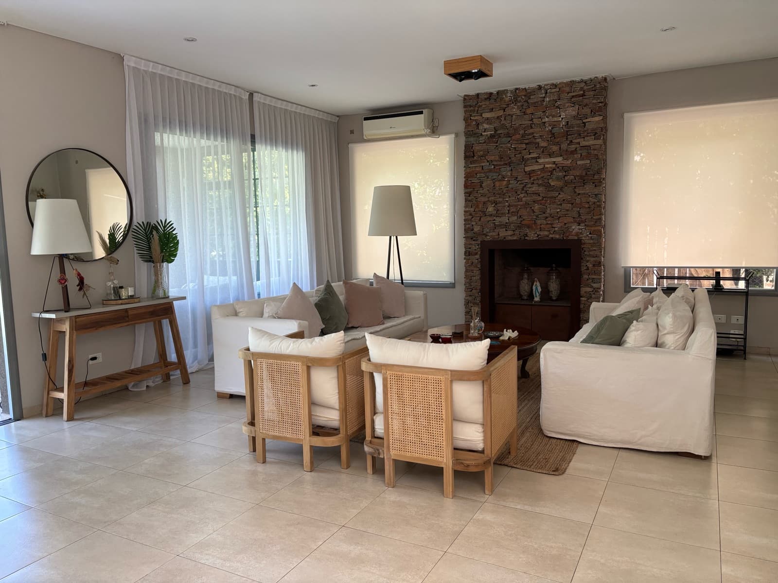 Home - Laguna Del Sol