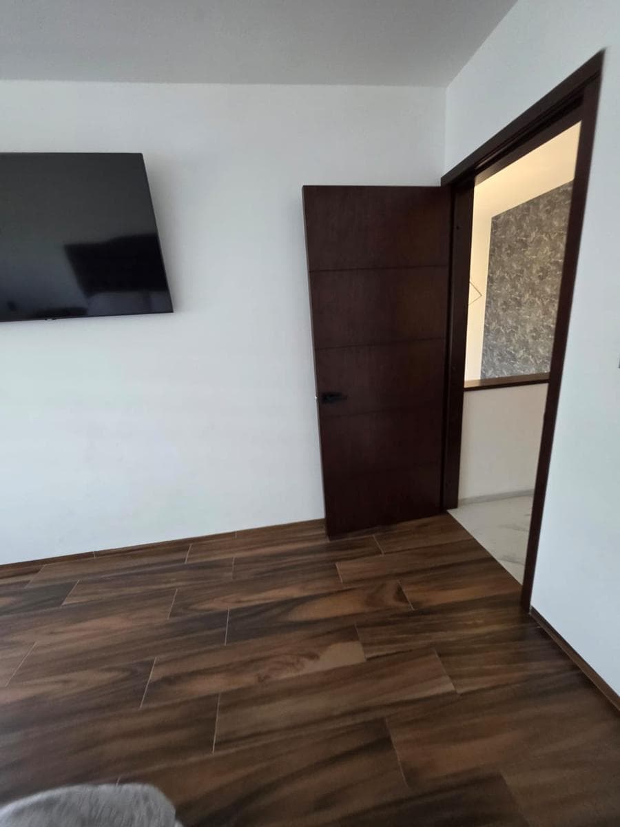 HOUSE FOR SALE IN PUNTARENA, CELAYA