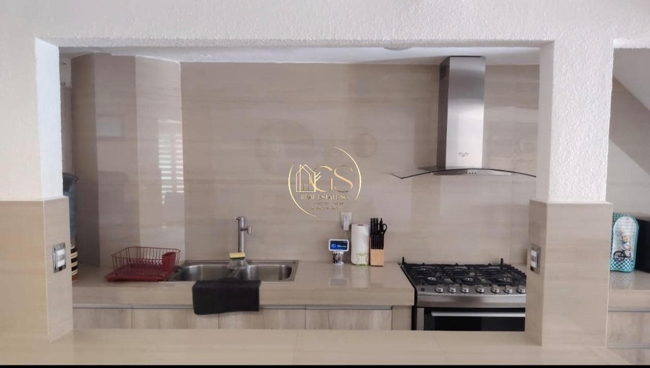 HOUSE FOR SALE IN LA MISION, CELAYA