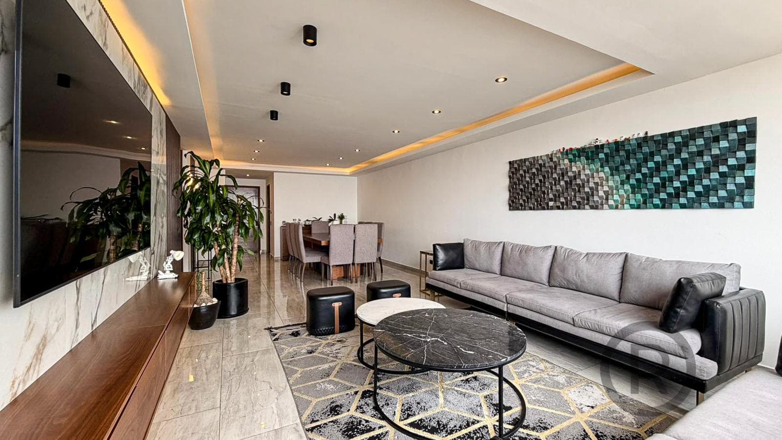 Renovated apartment in the Aquario residential complex