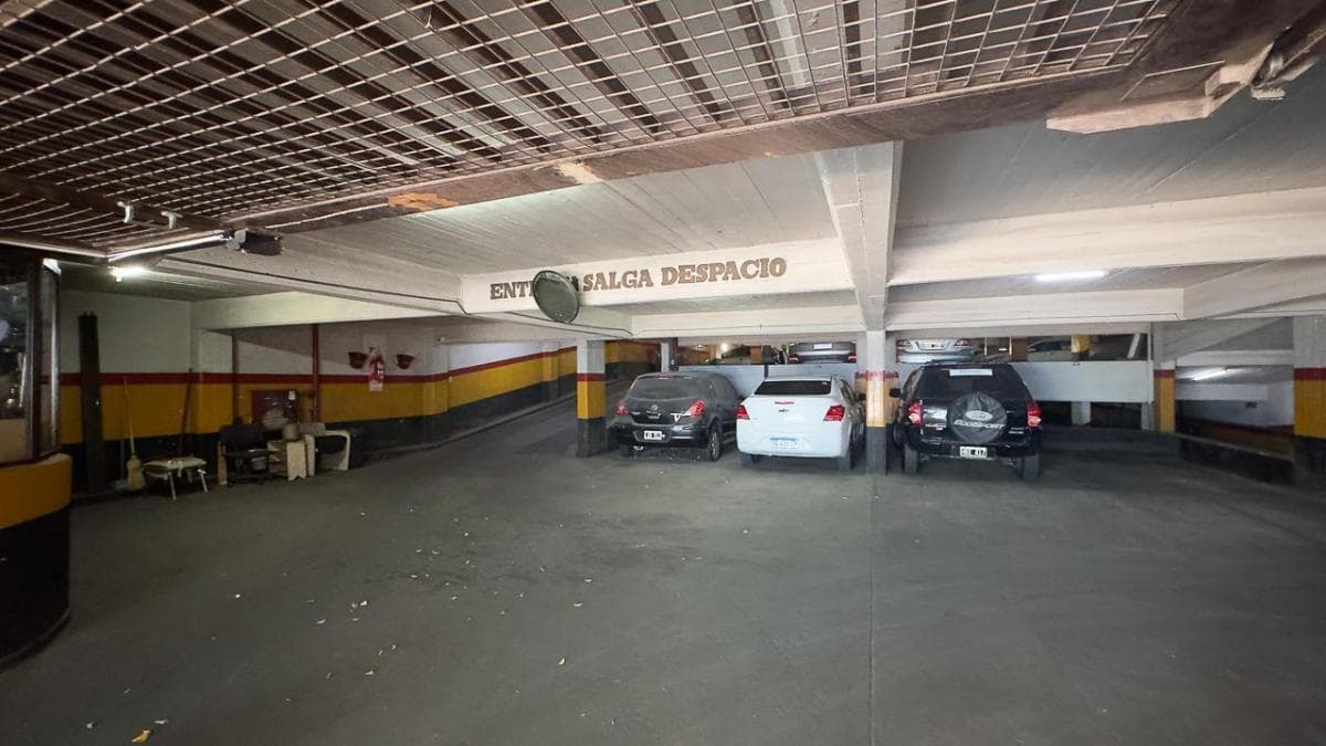 Cochera - Villa del Parque- venta