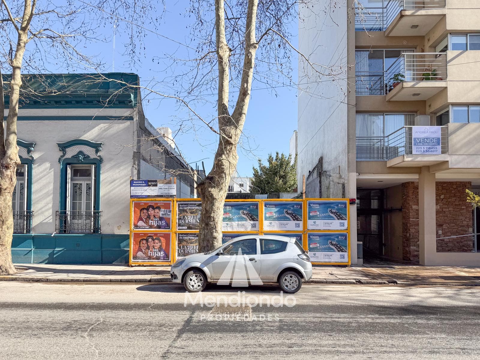 Lot at 1900 Salta Street (between Belgrano and Moreno) in the Downtown area.