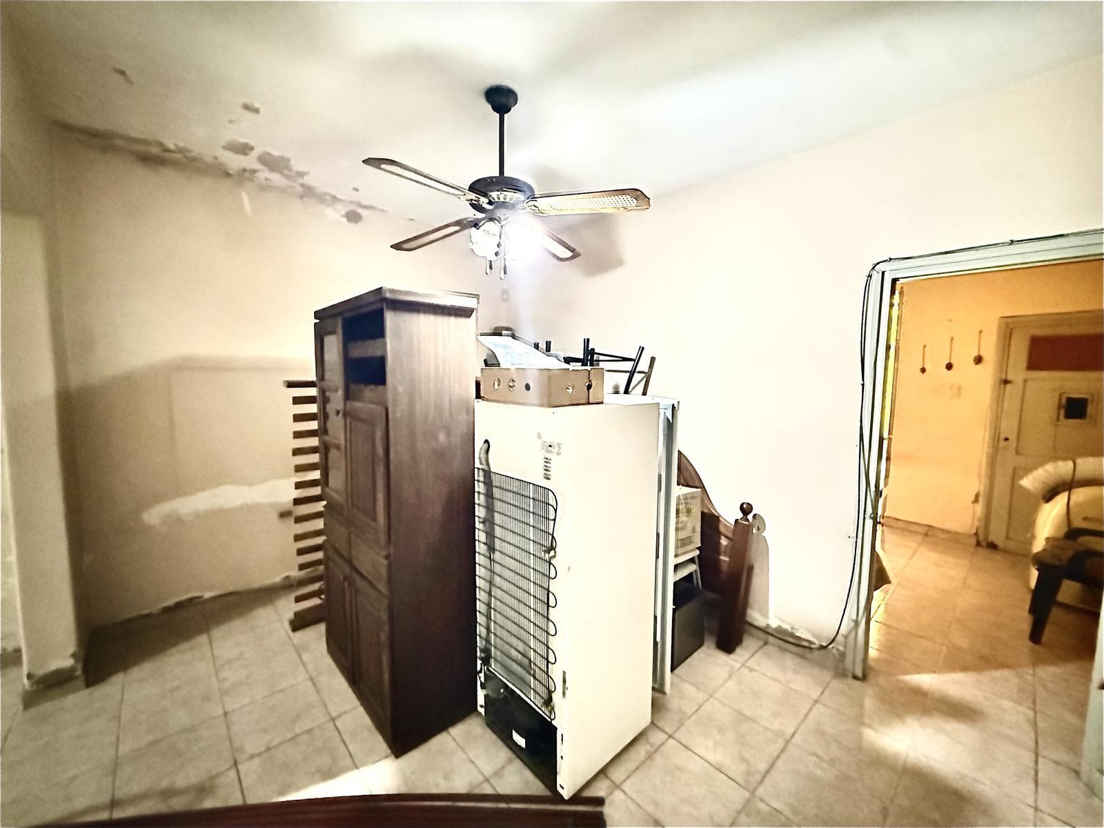 3-Bedroom House Plus 2-Bedroom Apartment for Sale in the Colón Neighborhood