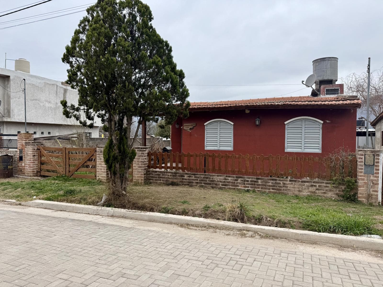 House for Sale in Santa María: 2 Bedrooms