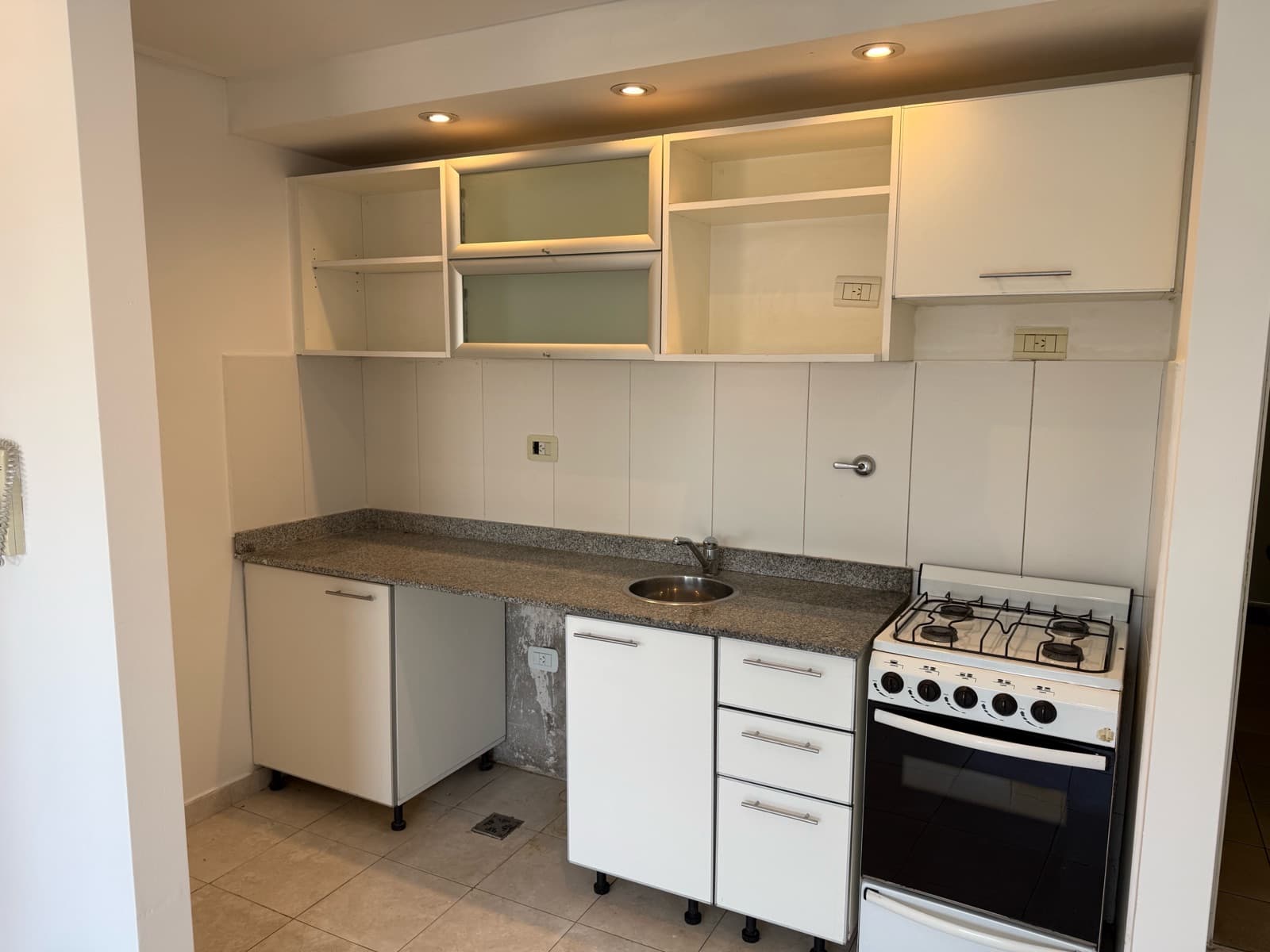2-room apartment for rent in Remedios de Escalada