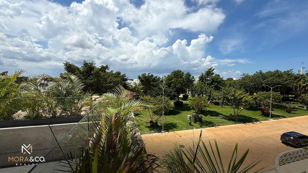 House for Rent with Pool and Terrace | 3 Bedrooms and 3 Levels