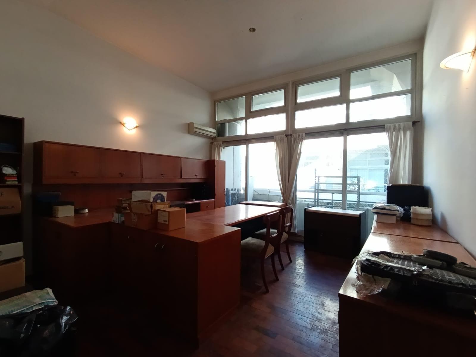 Offices for Sale in La Arenera