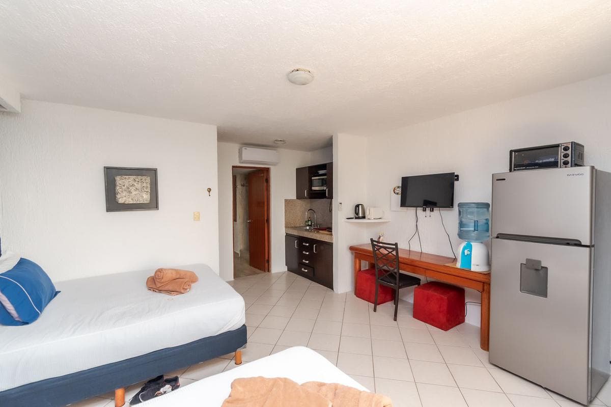 Sun and Sea: 3 Units for Sale Under the Same Deed, 9,800,000