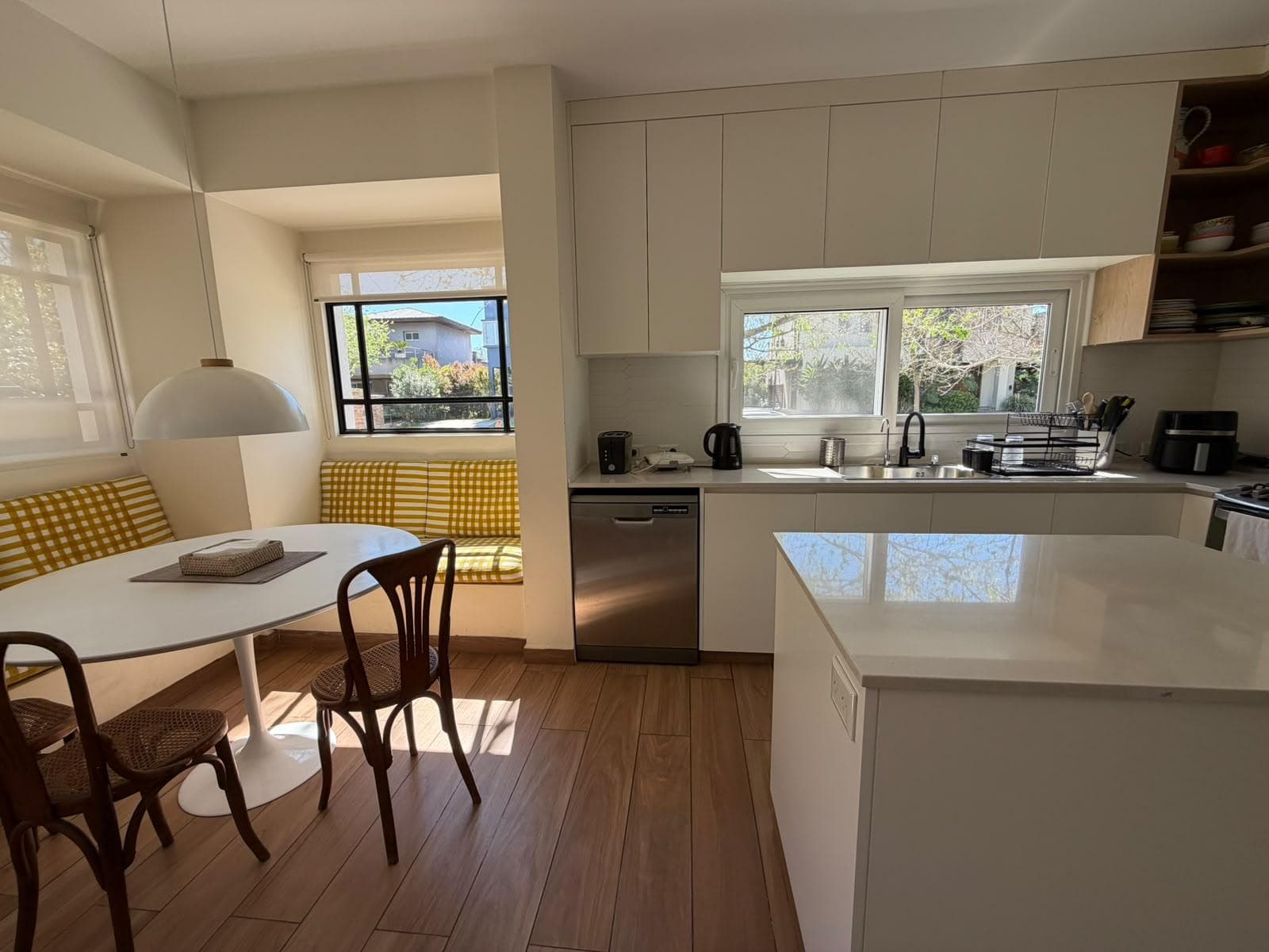 House for sale in La Comarca, inner lot in the Nordelta area