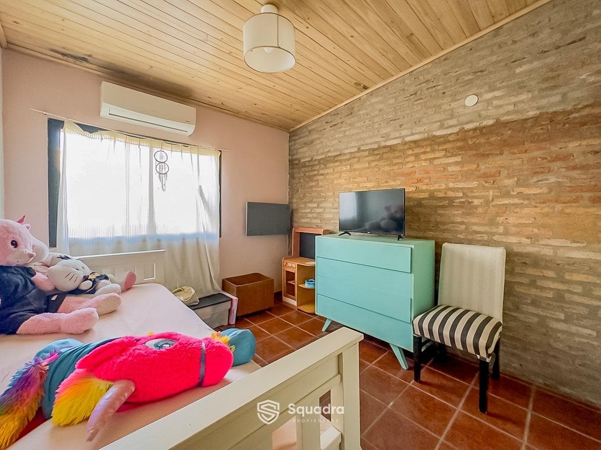 FOR SALE | TRADE - Two-bedroom house with garden and pool - Tierra de Sueños 3 neighborhood, Roldán.