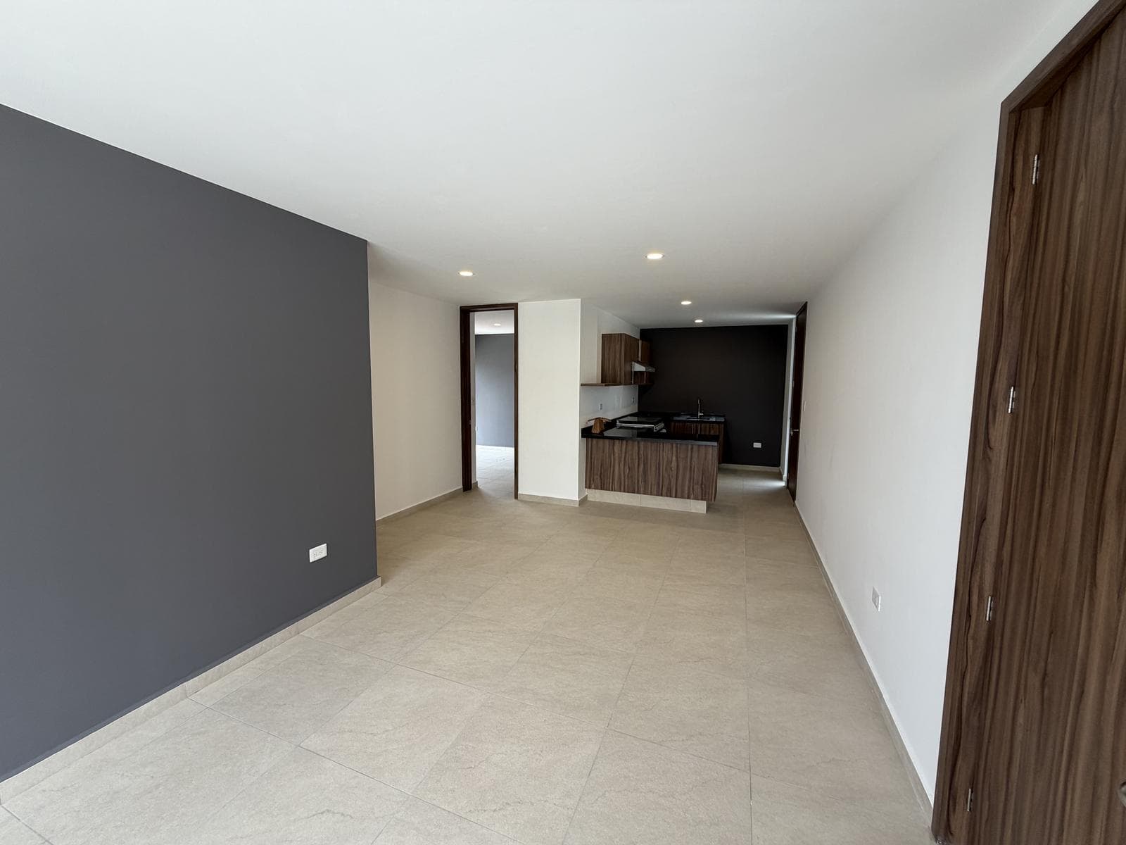 Apartment for Rent in Cumbres La Paz