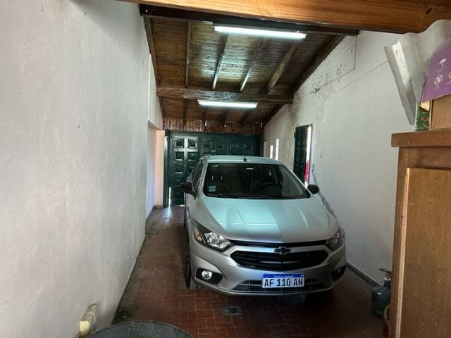 House for sale in G. de Laferrere
