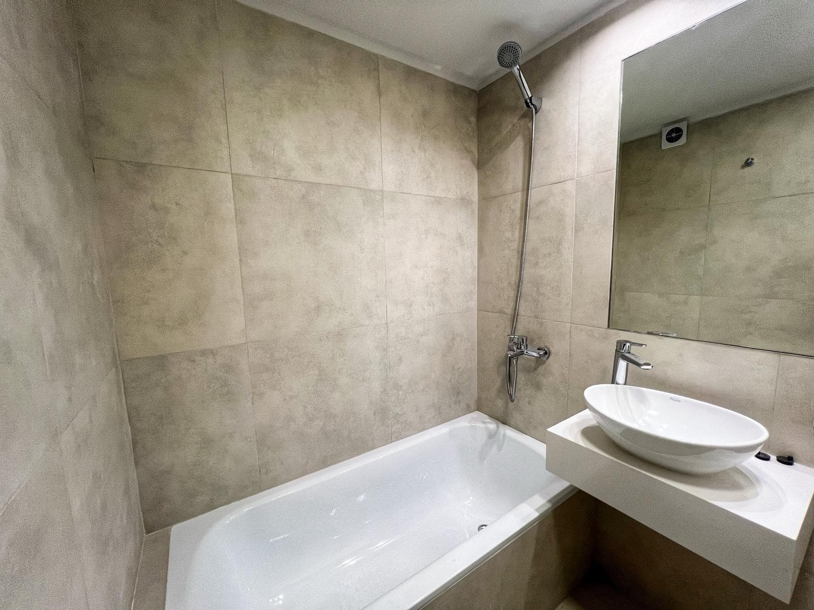 Brand-new studio apartment for rent in Villa Crespo.